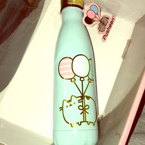 Pusheen water bottle-Exclusive, not sold in stores